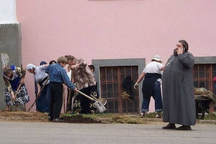 Обычный воскресник в нашей церкви